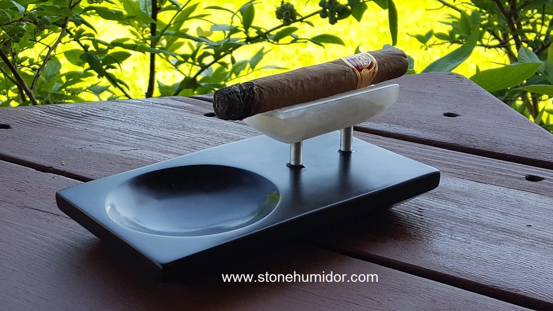 Stone Cigar Ashtray - The Elite Series